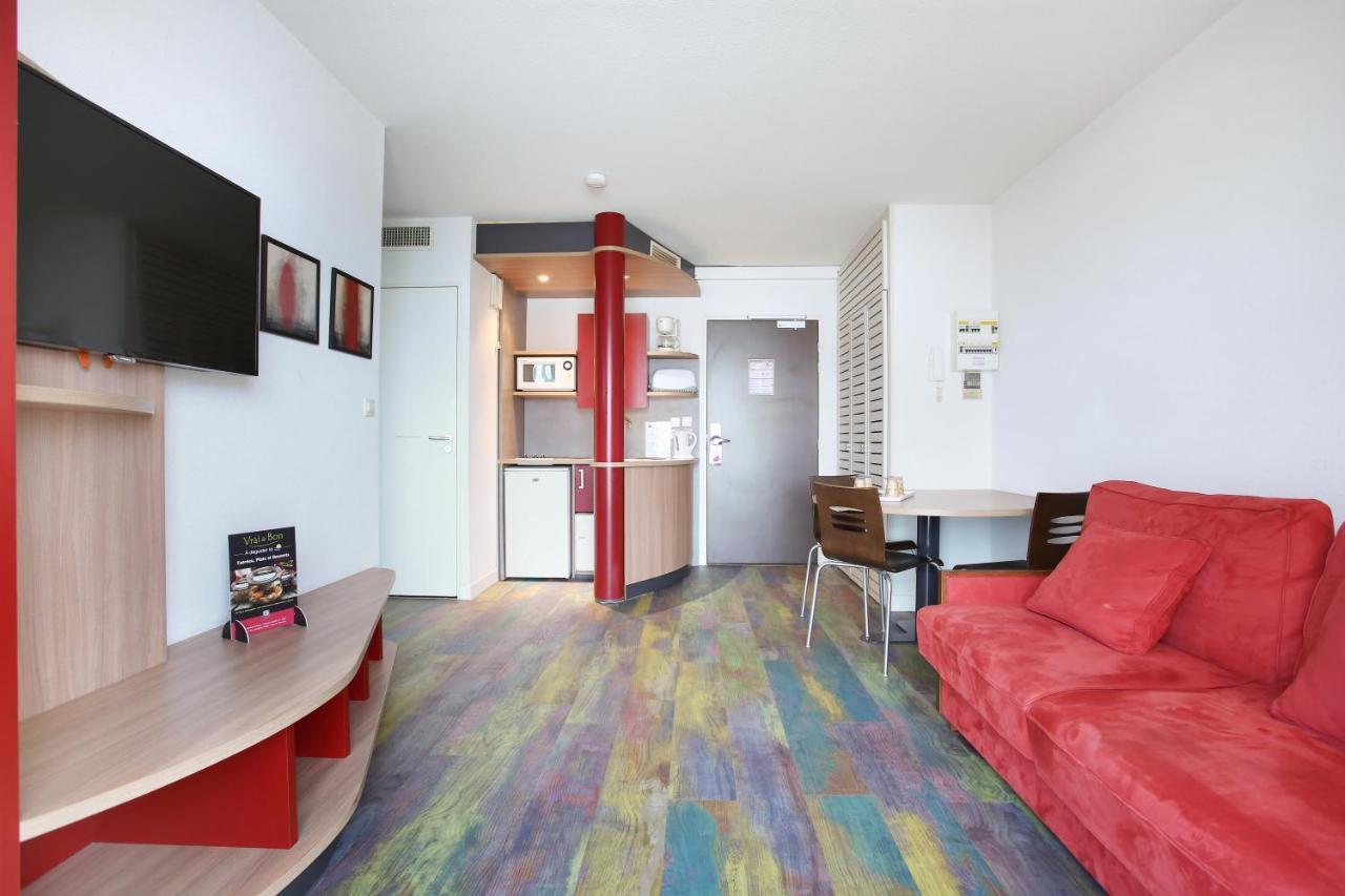 Suite-Home Orleans-Саран Экстерьер фото